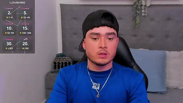 SALVATORE MULLER1 online show from 10.29.25