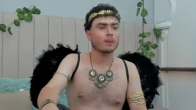 SALVATORE MULLER1 online show from 10.31.25