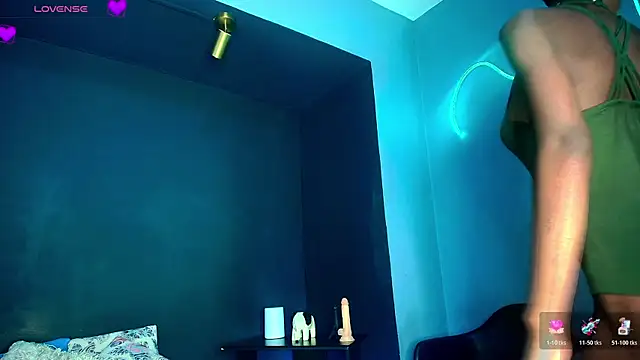 CamilaaSaenz online show from 10.20.25