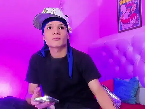 EL VENEZOLANO 22CM online show from 12.14.25