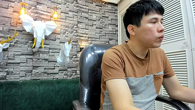 Nick Wolff online show from 10.05.25