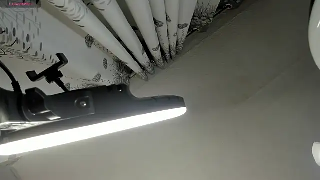 Snapshot of rhianna-coral chatting on 09.25.25 rhianna-coral online show from 09.25.25