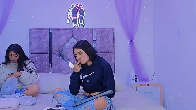 danilu and eva21 online show from 10.16.25