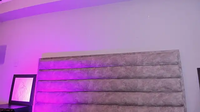 Aliciabloom online show from 10.07.25