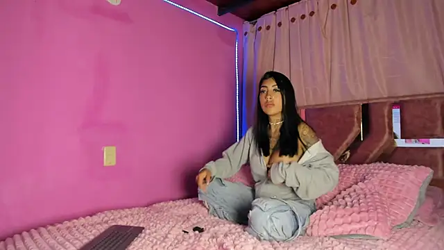 Missmoonstar online show from 11.05.25