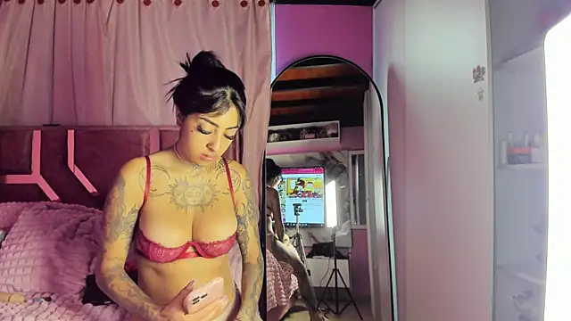 Missmoonstar online show from 11.05.25