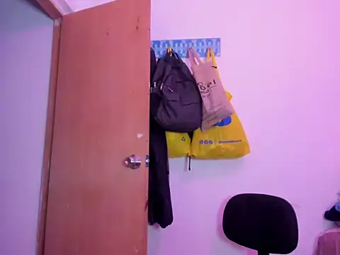 Snapshot of Annie_rosse1017 chatting on 02.11.26 Annie rosse1017 online show from 02.11.26