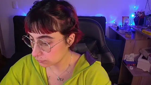 Miacatsito3 online show from 03.20.26