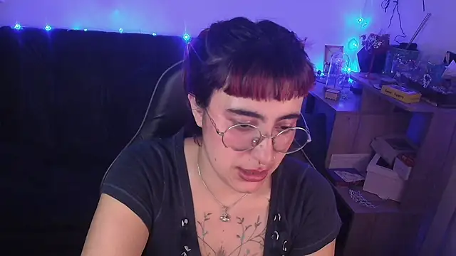 Miacatsito3 online show from 03.27.26