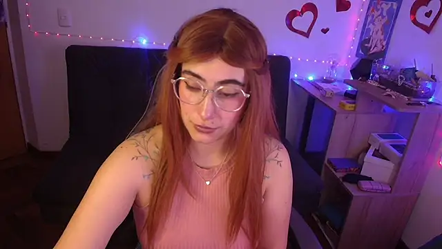 Miacatsito3 online show from 06.04.26