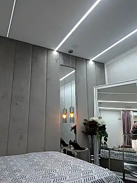 Von Dee online show from 10.27.25