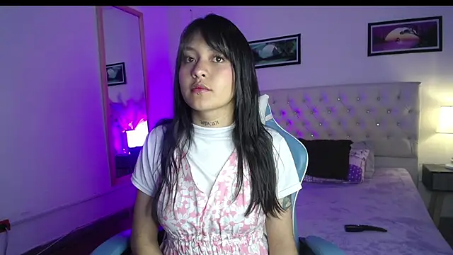 KiraKay Sc online show from 09.13.25