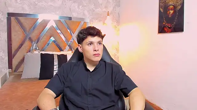 Snapshot of kraven_lust chatting on 10.09.25 kraven lust online show from 10.09.25