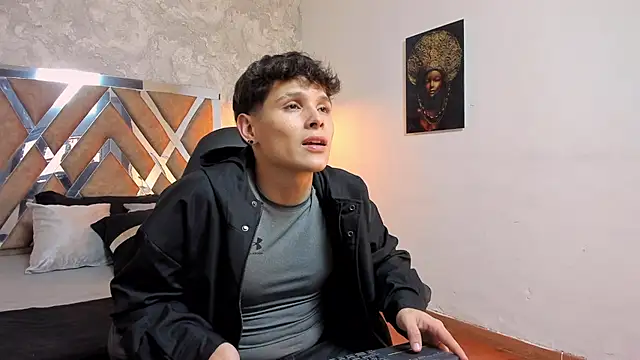 Snapshot of kraven_lust chatting on 02.14.26 kraven lust online show from 02.14.26