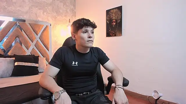 Snapshot of kraven_lust chatting on 02.22.26 kraven lust online show from 02.22.26