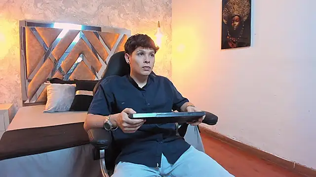 Snapshot of kraven_lust chatting on 02.27.26 kraven lust online show from 02.27.26