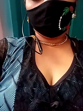 TAMI KAYAL online show from 09.17.25