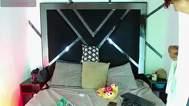 Billie Turner  online show from 10.26.25