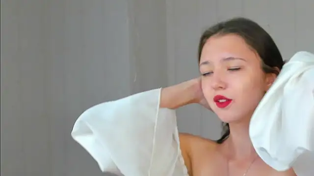 Snapshot of Amanda_Reedd chatting on 10.30.25 Amanda Reedd online show from 10.30.25