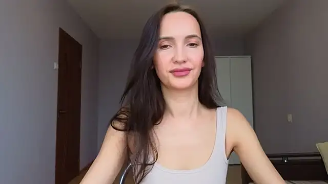 Lillian-Clark online show from 02.04.26