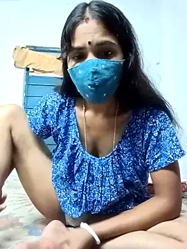 Snapshot of Yash81 chatting on 10.19.25 Yash81 online show from 10.19.25