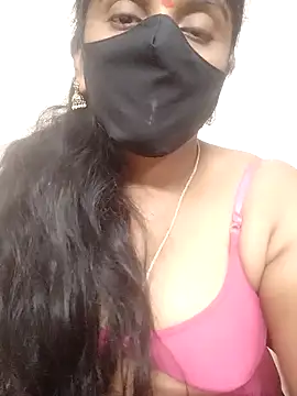 Snapshot of Sowjanya-telugu chatting on 10.13.25 Sowjanya-telugu online show from 10.13.25