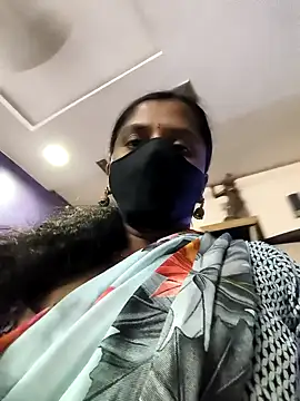 Snapshot of Sowjanya-telugu chatting on 10.24.25 Sowjanya-telugu online show from 10.24.25