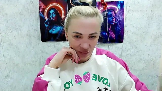 EmmaCat  online show from 02.24.26