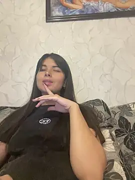Marina Edwards online show from 09.14.25