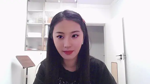 SHIRLEYSANSHAN online show from 09.12.25
