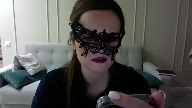 Myrisse online show from 11.03.25