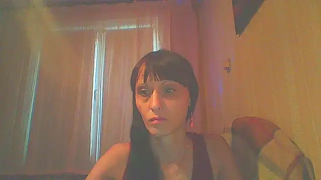 Snapshot of Irivana chatting on 09.18.25 Irivana online show from 09.18.25