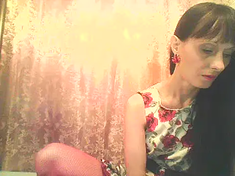 Snapshot of Irivana chatting on 11.04.25 Irivana online show from 11.04.25