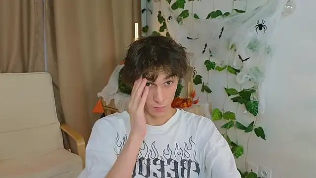 va1ora online show from 11.06.25