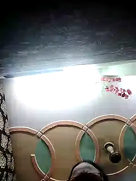 Snapshot of thehotlady chatting on 09.26.25 thehotlady online show from 09.26.25