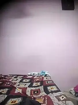 Snapshot of thehotlady chatting on 10.25.25 thehotlady online show from 10.25.25