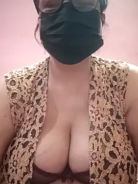 thehotlady online show from 12.17.25