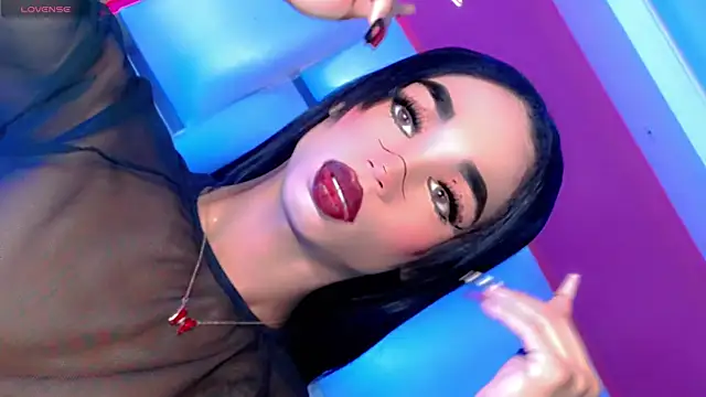 JessiscaWalker online show from 11.21.25