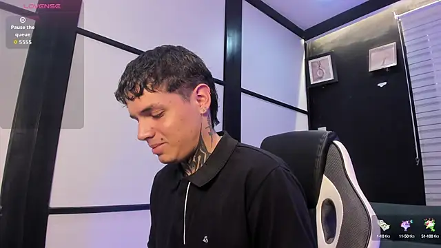 Declan-Fox online show from 10.09.25