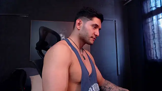 Snapshot of RichardMilleer chatting on 04.30.26 RichardMilleer online show from 04.30.26