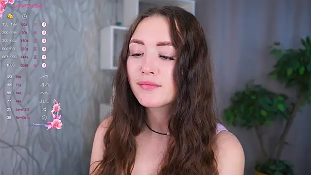 AlinaOrf online show from 10.19.25