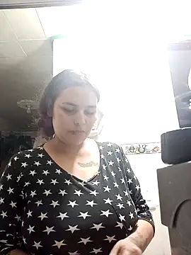 Rose Jessy online show from 10.12.25
