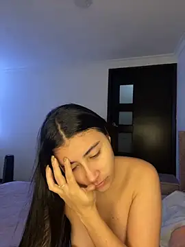 Snapshot of Isabella_Montoya chatting on 10.12.25 Isabella Montoya online show from 10.12.25