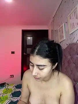 Isabella Montoya online show from 10.27.25