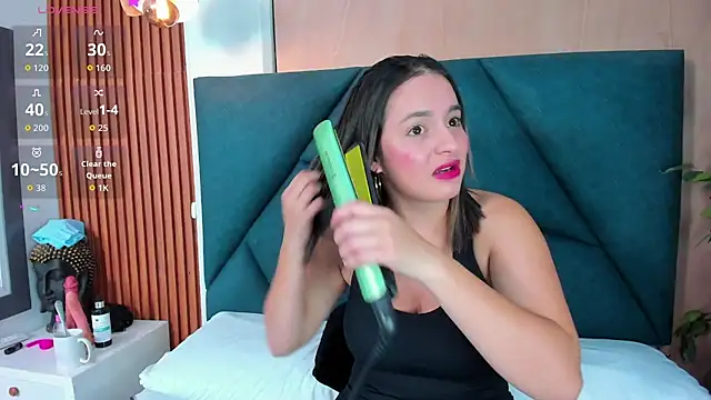 VictoriaHarriss online show from 11.06.25