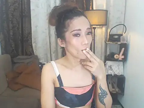 lobbysweetfuckerx online show from 09.13.25