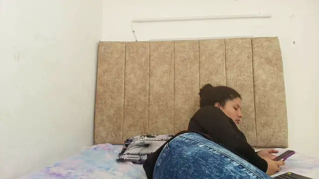 Roxy Nasty1 online show from 09.25.25