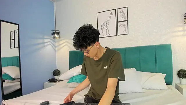  ruby red online show from 09.26.25