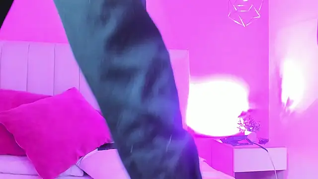  ruby red online show from 10.13.25