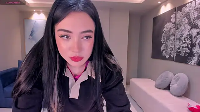 Snapshot of KatieAngelX chatting on 10.15.25 KatieAngelX online show from 10.15.25